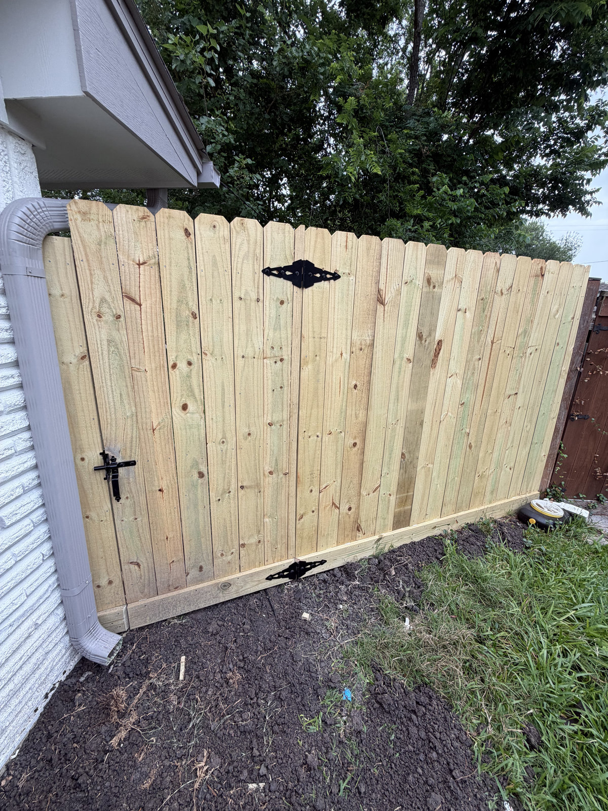 Cousin Charlie's Construction exterior project