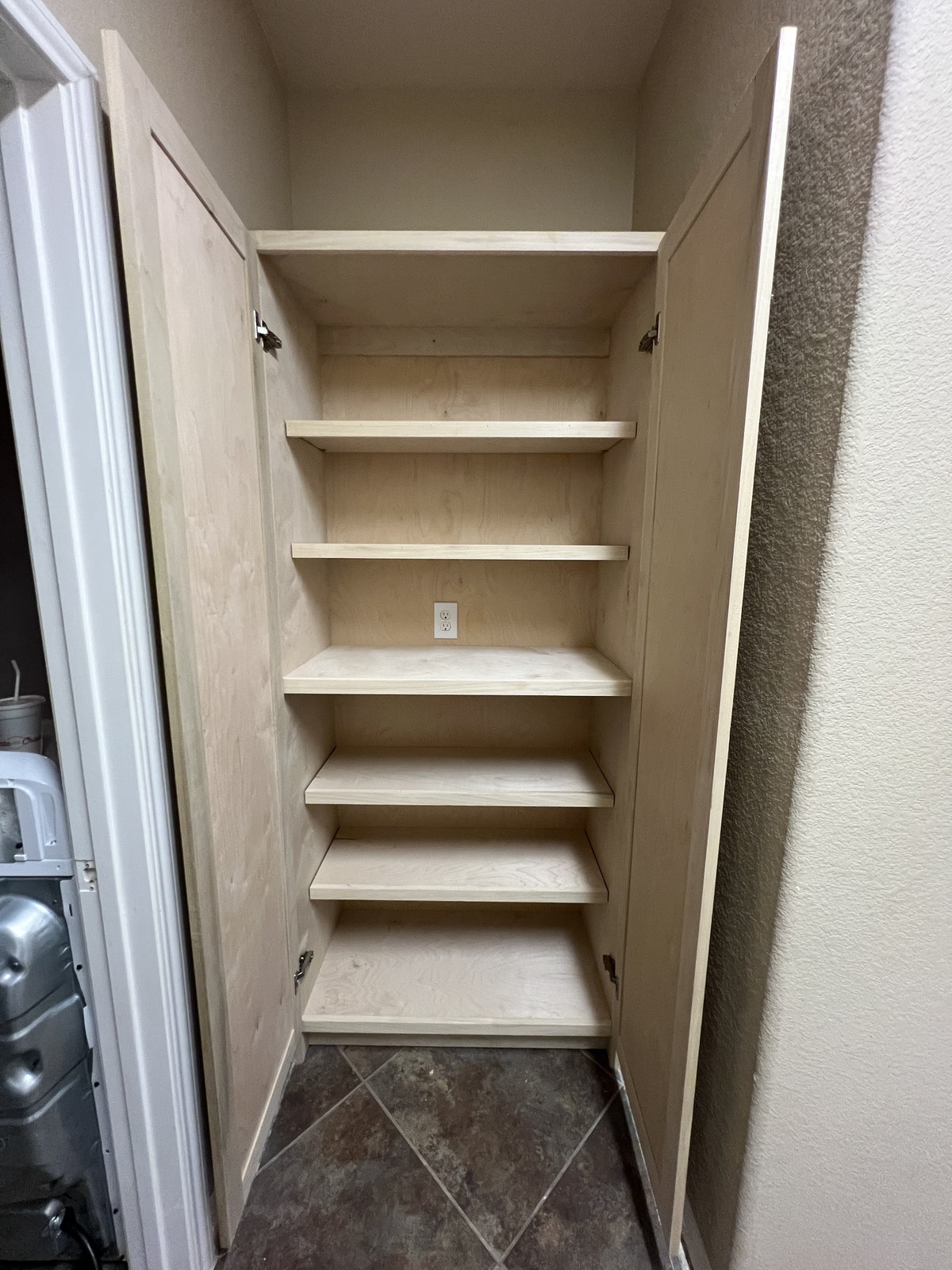 Cousin Charlie's Construction interior project